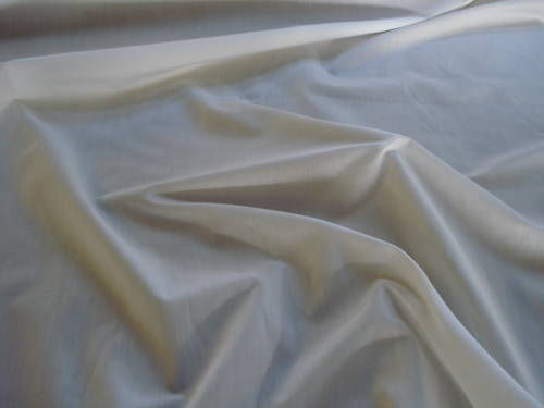 Cream Poly Cotton Fabric 44″ wide, 1m Cream Poly Cotton Fabric 44″ wide, 1m
